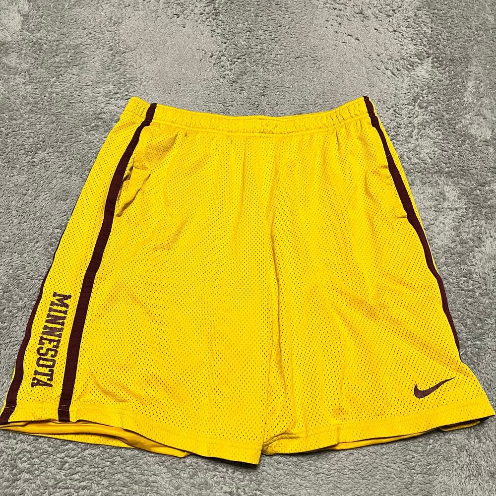 Minnesota Golden Gophers Nike Shorts Mens Large Yellow Mesh Gym